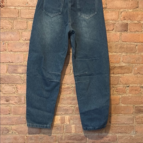 NWOT Amazon Mid-Rise Barrel Leg Jeans - Picture 7 of 8
